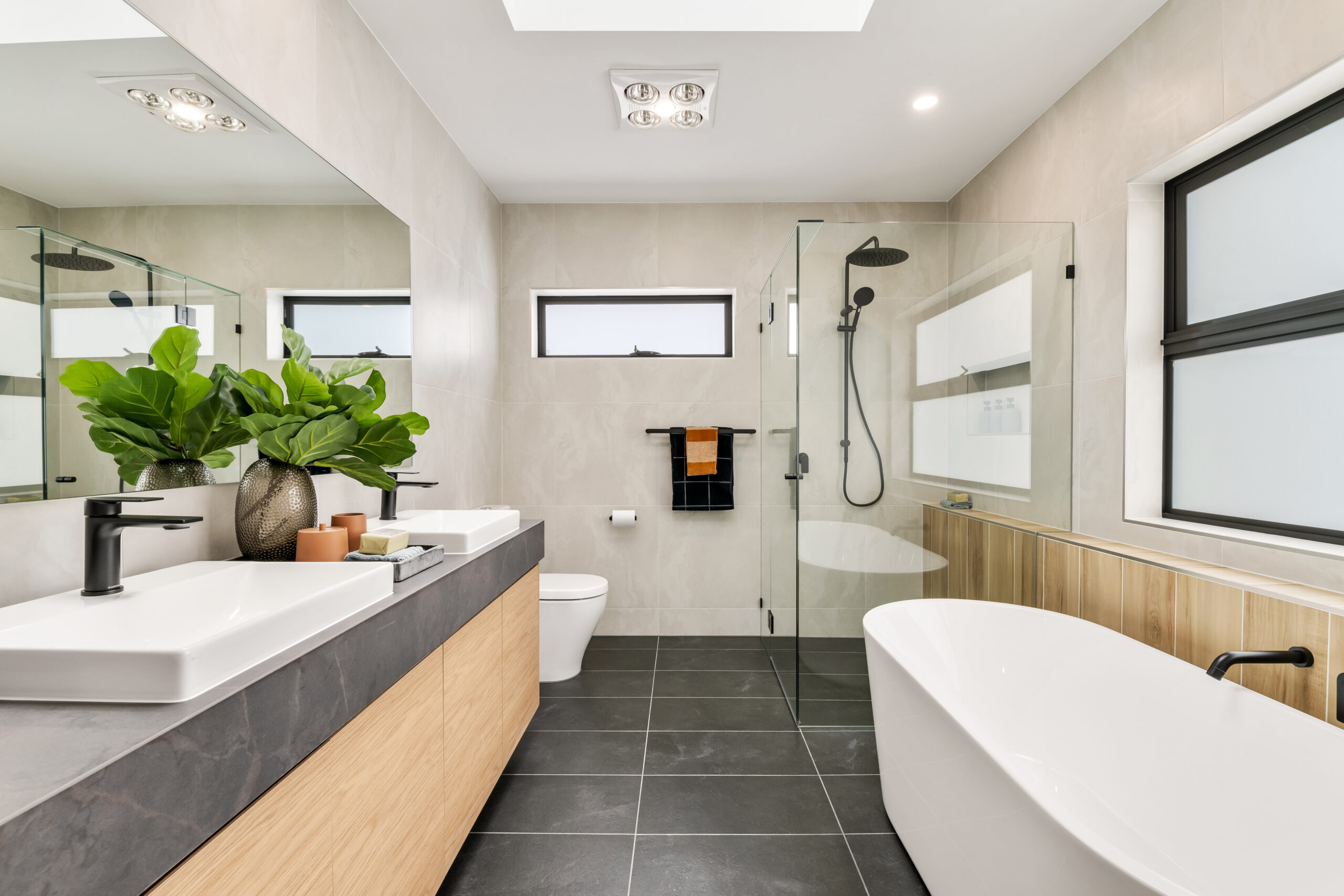 Upper Kedron Viridian 32 Ensuite Bathroom